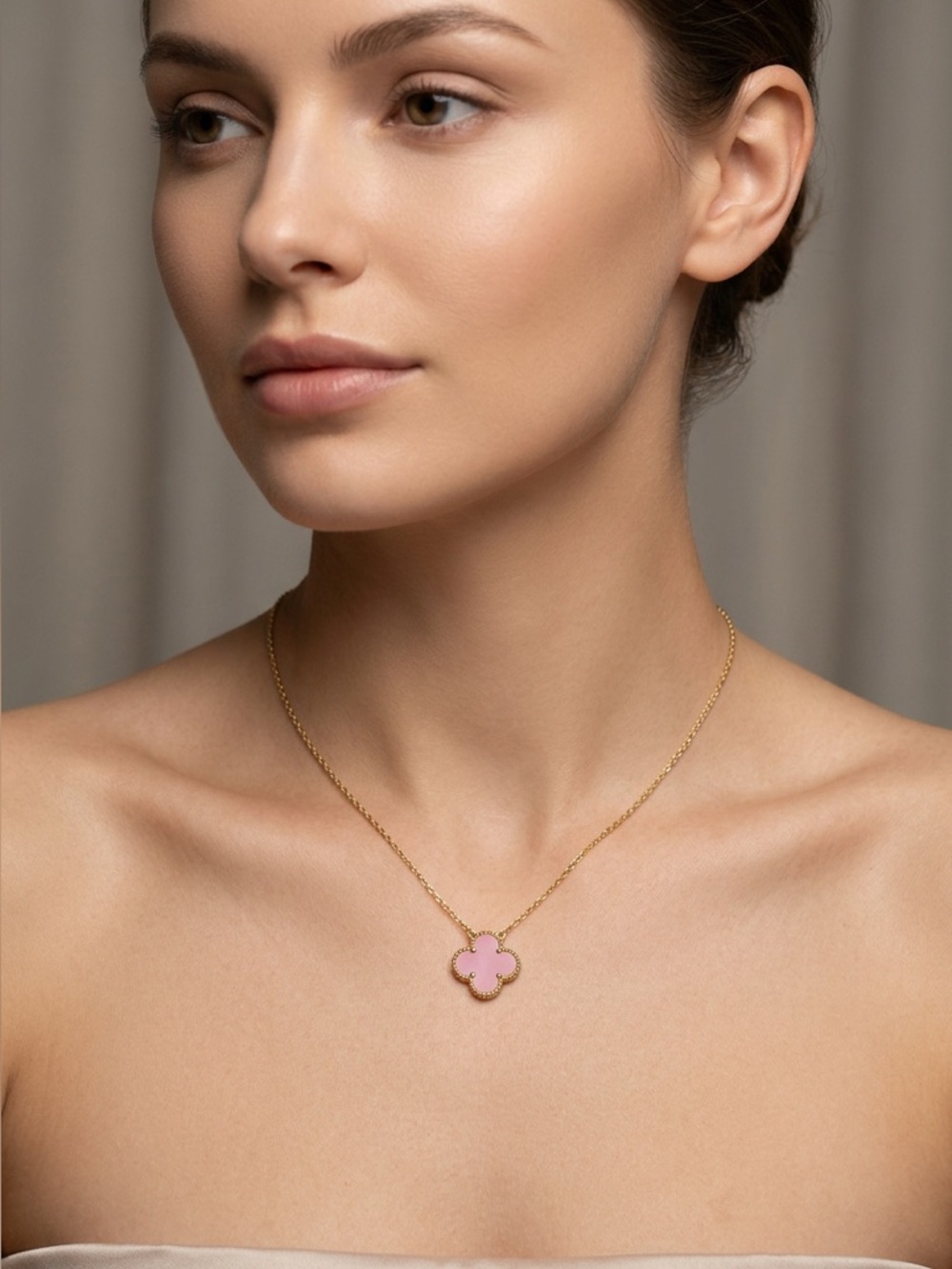 88. Stainless steel clover necklace